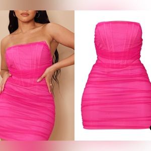 Pretty Little Thing - Shape Hot Pink Mesh Corset Detail Ruched Bodycon Dress
